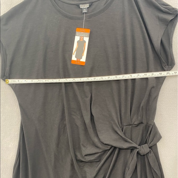 Dress - Picture 11 of 13